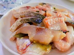-丹水桥地锅鱼·翘嘴鲌·地方特色全鱼宴(丹江口大坝店)