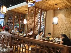 大堂-雪乡阁东北农家菜(颛桥约好休闲街店)