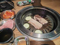 -香猪坊韩国烤肉专属门店(魏公村店)