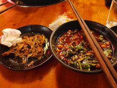 -三道苗苗鱼·美蛙黄辣丁(八里店)