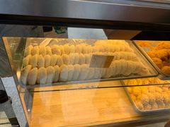 -鲍师傅糕点(江苏路店)