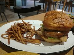 -HELLO 27 意面·沙拉·帕尼尼