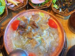 -阿婆情腊排骨火锅(金虹路店)