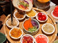 -包整·丝娃娃(一览甲秀楼风景店)