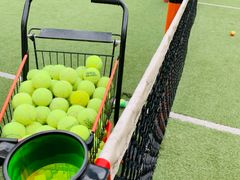 -快网网球俱乐部(长宁区金桥花园球场)