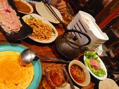 -老牌坊云南鱼豆花火锅(爱建店)