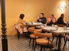 大堂-耶里夏丽·丝路新疆菜·清真食品(徐汇南丹东路臻选店)