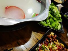 -丽江人家斑鱼火锅(保健路店)