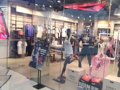 -万达茂商场(南京仙林店)