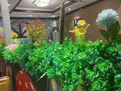 -菌之家·专业纯野生菌火锅·特色炒菌