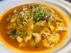 -魏铭鱼头捞饭(晋阳路店)