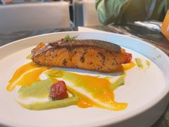 慢烤三文鱼-LES ELITES 英集荟(南京西路店)