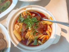红杏笋子烧牛肉-红杏酒家·地道川菜(一品天下店)