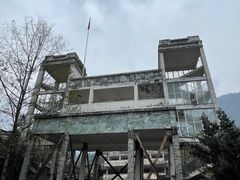 -四川汶川特大地震漩口中学遗址