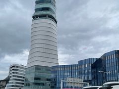 -维也纳国际机场