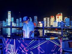 -VENU+海景酒廊