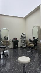 -Hair Co.一间沙龙