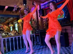 -米德维奇俄式西餐厅(西六道街店)