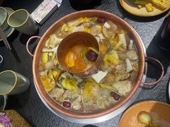 -菌自由丨野生菌火锅特色庭院餐厅(丽江古城店)