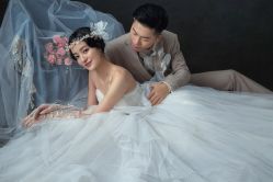 -乐派诗婚纱摄影