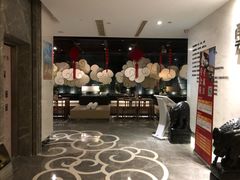 -新盈光·云会所(百丈东路店)