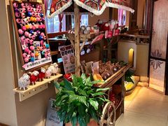 -耶里夏丽·丝路国际·新疆餐厅(浦东区东方路店)