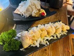 -湊湊火锅·茶憩(南京东路悦荟店)