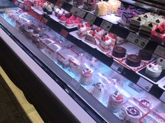 -巴黎贝甜(大宁国际商业广场店)