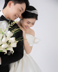 -蒙太奇婚纱摄影(万达店)