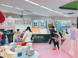 -孩子王童乐园(武汉永旺店)