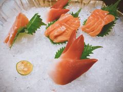 -余欢领鲜火锅(新街口店)