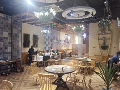 -香山湖家家宴(中山陵店)