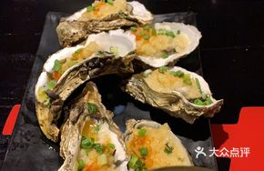 Garlic Steamed Oysters (Half Dozen)