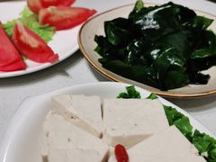 -墨居上隐·院子里火锅(峨眉店)