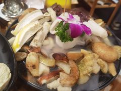 -一朵菌·野生菌探索家火锅(南亚店)