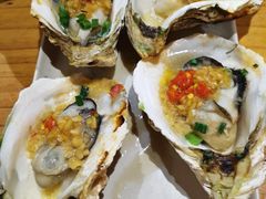 烤湛江生蚝-木屋烧烤(岗顶二店)