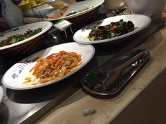 自助取餐区-亚马逊环球美食百汇(新城吾悦广场店)