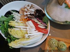 -享月汤皇·海鲜小火锅·聚会(曲江创意谷店)