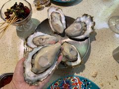 -蚝堡·生蚝海鲜烧烤物种起源•海肠捞饭(刘公岛店)