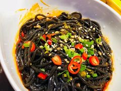 -多嘴超级肉蟹煲(杉杉国潮主题店)