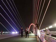 -南京眼步行桥