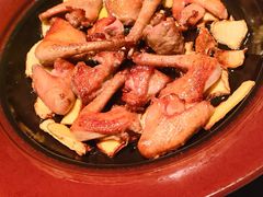 -虹潮荟·餐桌上的美食地理(太阳宫店)