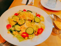 -必胜客(新中纬店)