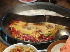 -萍姐火锅·公路夜市(武汉首店)