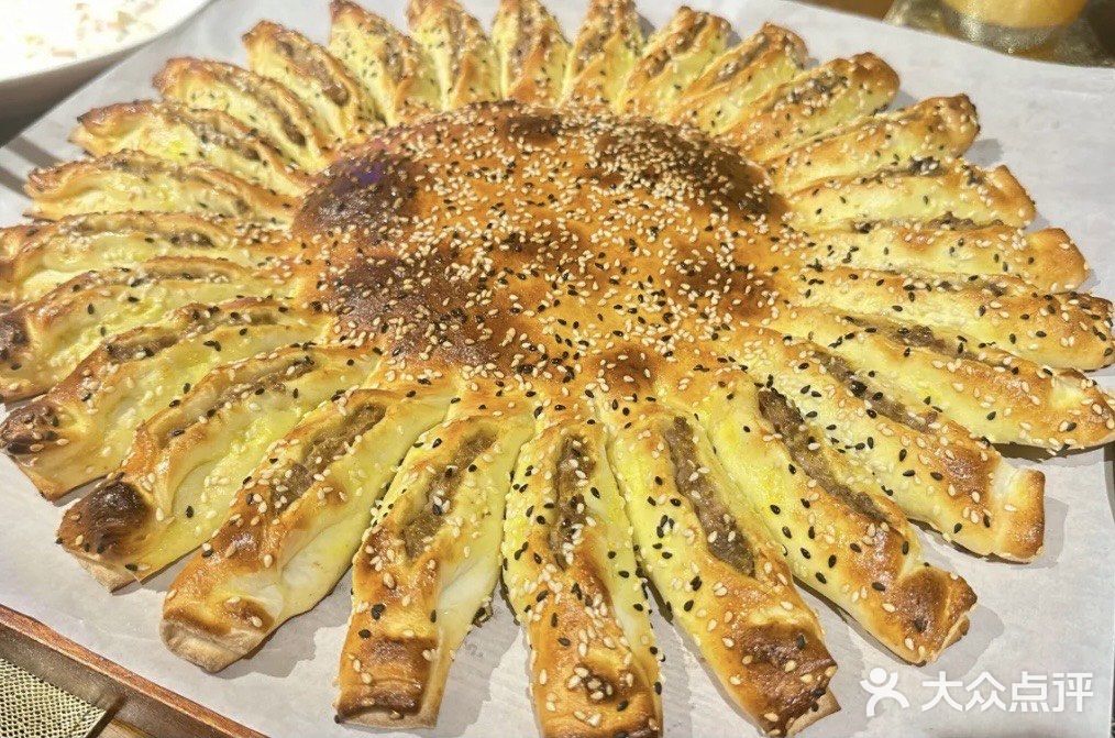 迪拜杭州风味音乐餐厅(杭州首店 湖滨步行街店)图片