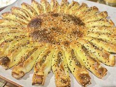 -迪拜杭州风味音乐餐厅(杭州首店 湖滨步行街店)