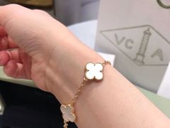 -梵克雅宝(国贸商城店)