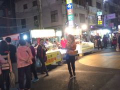 -六合夜市