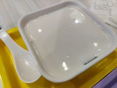 生磨杏仁茶-满记甜品(优客百盛店)