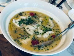 龙趸酸菜鱼-广州文华东方酒店·江-由辉师傅主理